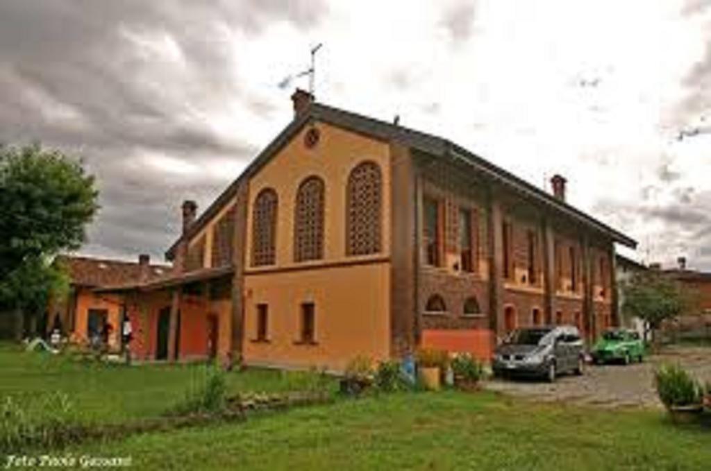 Antica Cascina B&B Borghetto Lodigiano Экстерьер фото